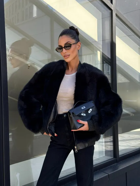 Бомбер женский из натуральной тосканы - черный - фото 9