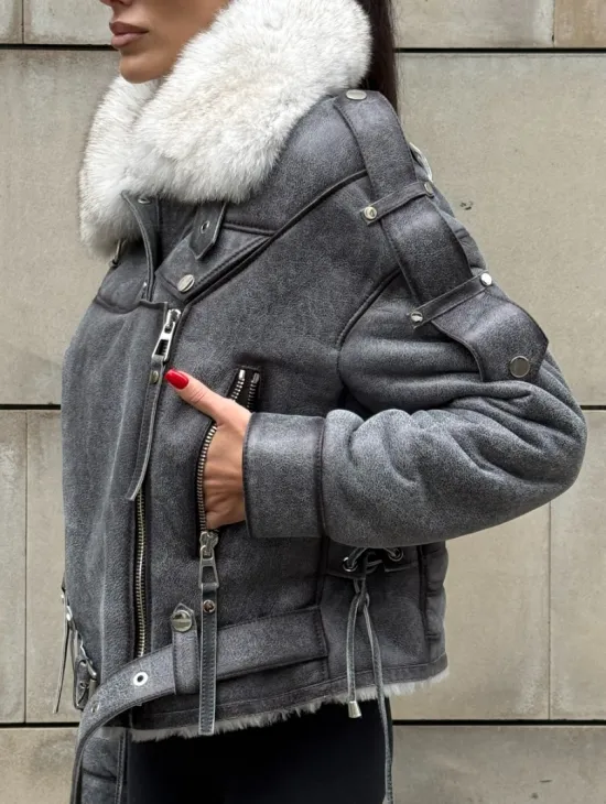 Стильная косуха-дубленка Vintage Grey с воротником из меха песца со шнуровкой на спине - фото 3