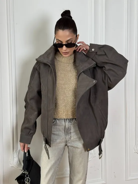 Современная куртка - бомбер из винтажной кожи Gray с двойным воротником - фото 7
