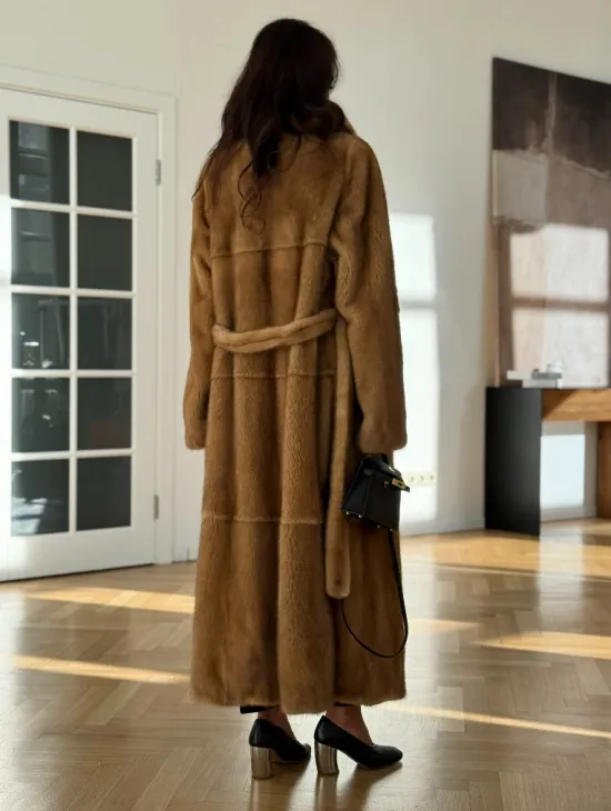 Золотая норковая шуба - фото 4