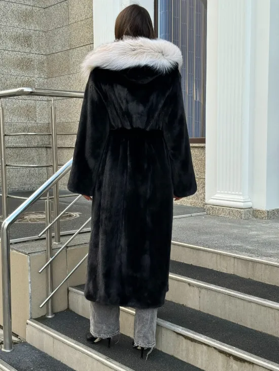 Черная норковая шуба с капюшоном из рыси - фото 8