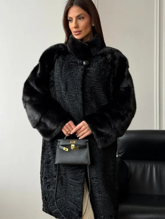 Шуба из каракуля с норкой - стойка воротник - фото 6