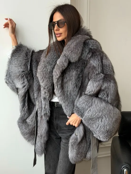 Шуба - пончо из лисы - фото 5