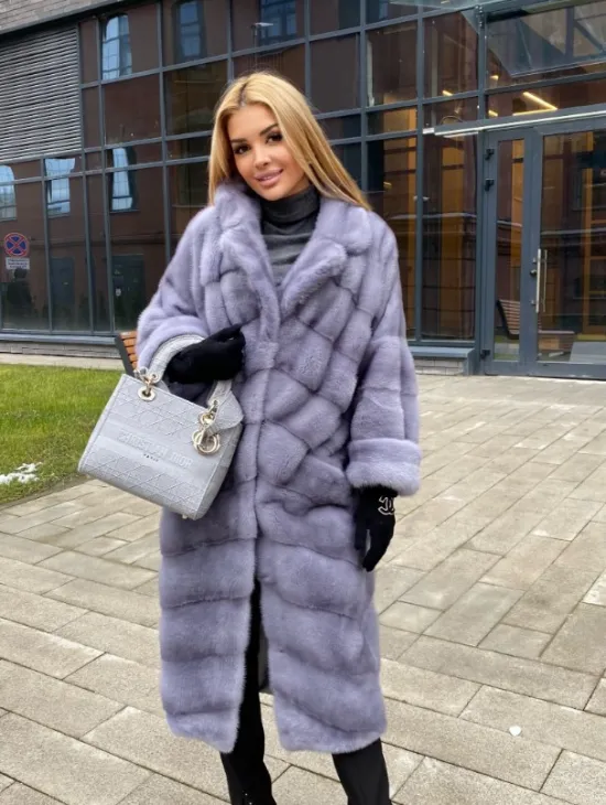 Шуба из меха голубой норки, фасон кимоно - фото 0