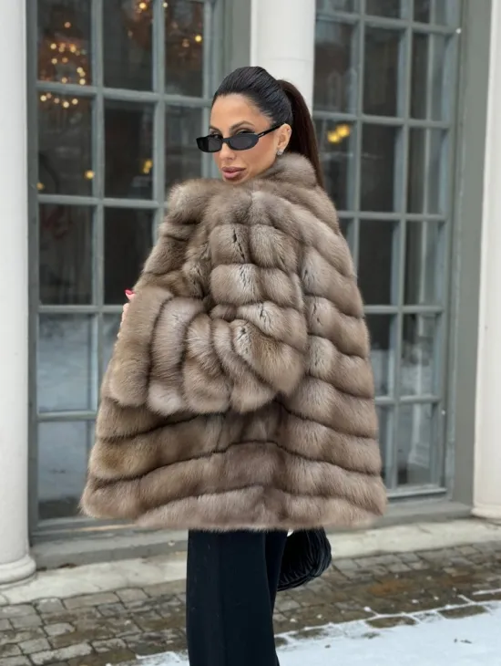 Шуба из меха куницы - цвет трюфель - фото 4