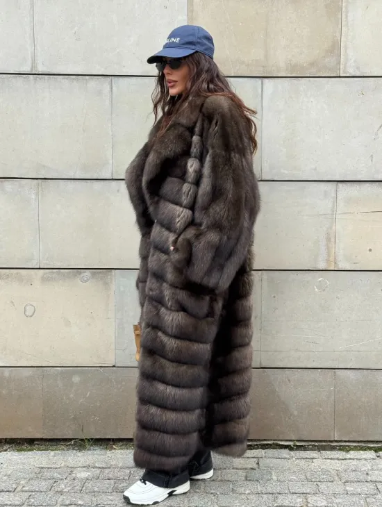 Шуба из меха баргузинского соболя - фото 9