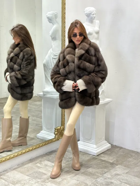 Стильный жакет из меха соболя - фото 6